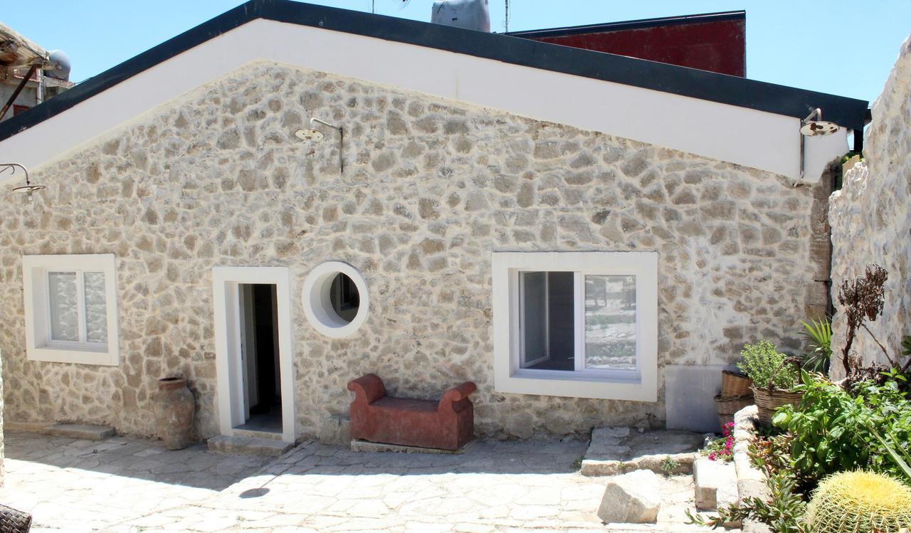 Le Mangiatoie Del Cavaliere Acomodação com café da manhã Montallegro Exterior foto
